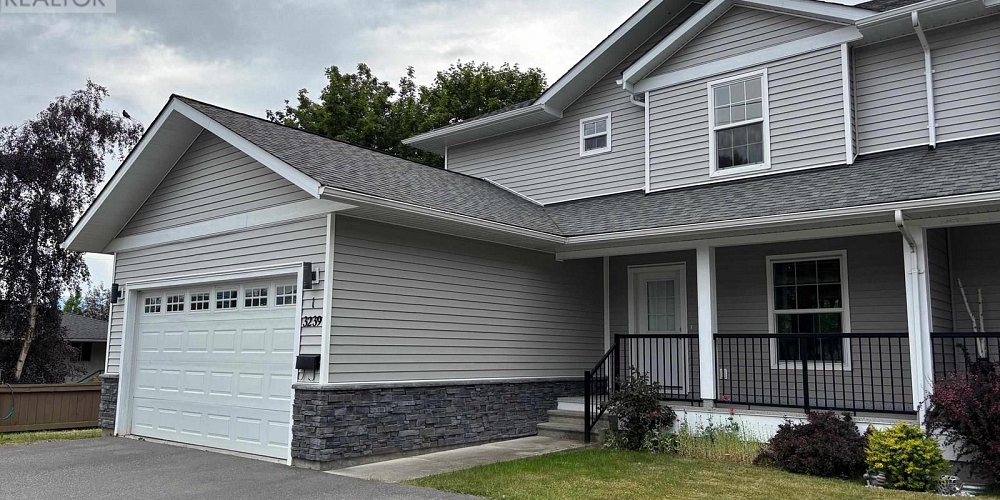 1 3239 APSLEY STREET Terrace Photo 19 1 3239 APSLEY STREET Terrace Photo 19